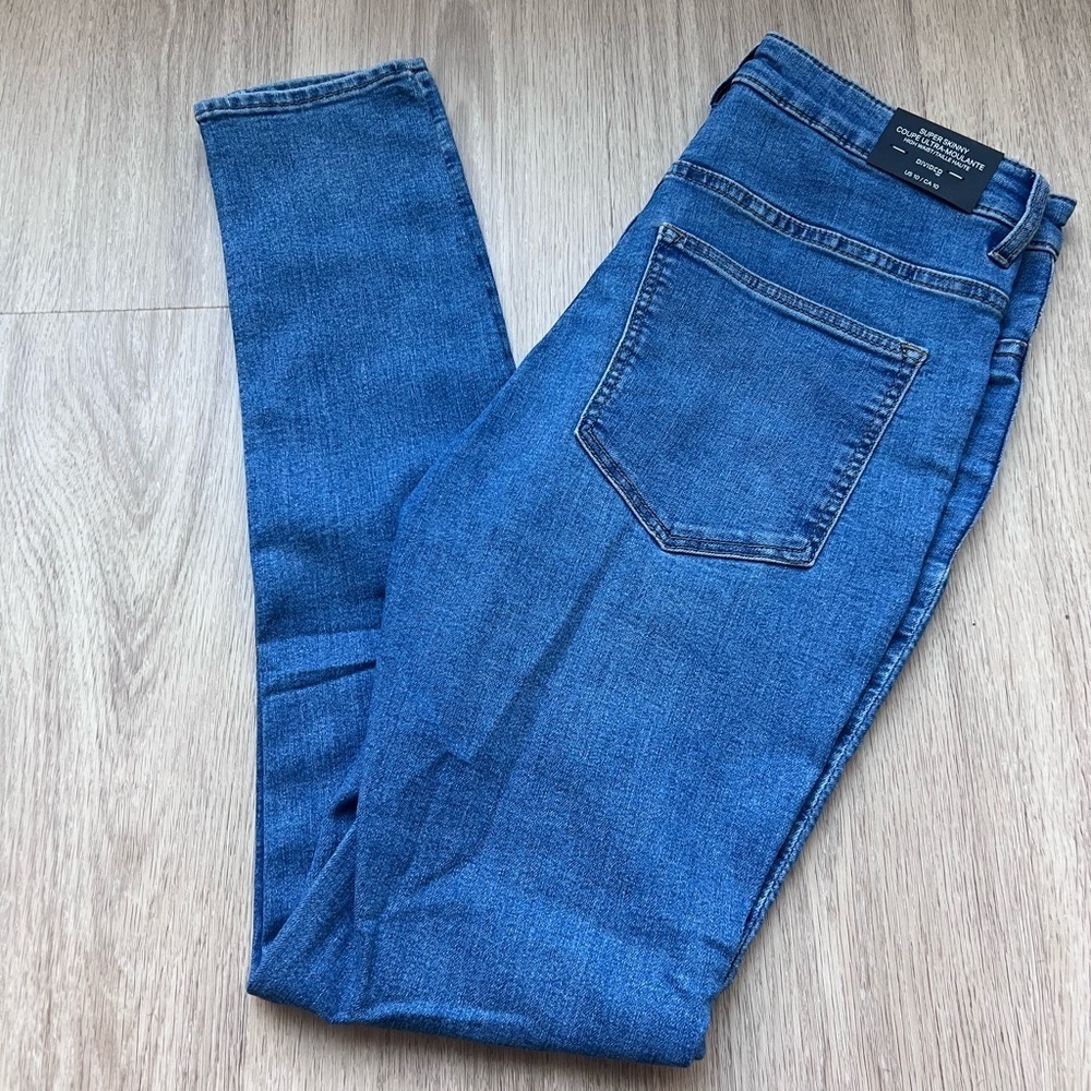 H&M Divided Jeans Size 10 NWT